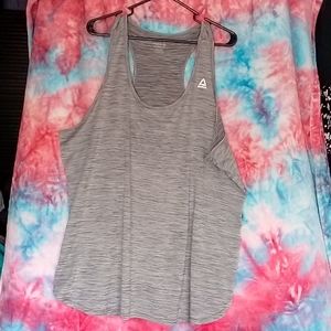 reebok size 2X workout tank